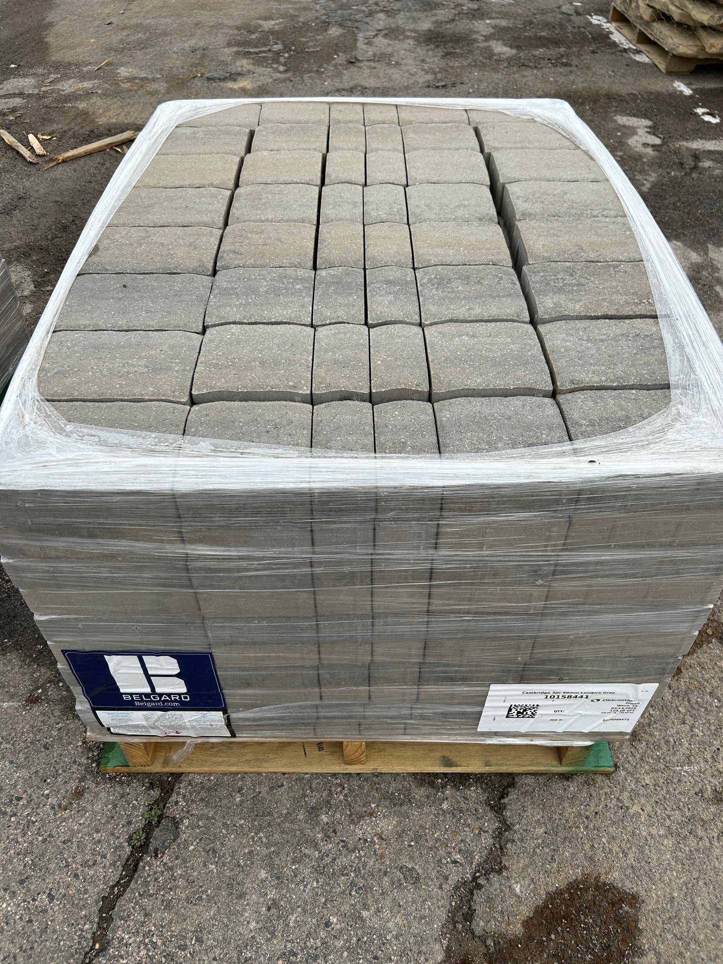 Pavers Cambridge Cobble Leuder's Gray Pallet