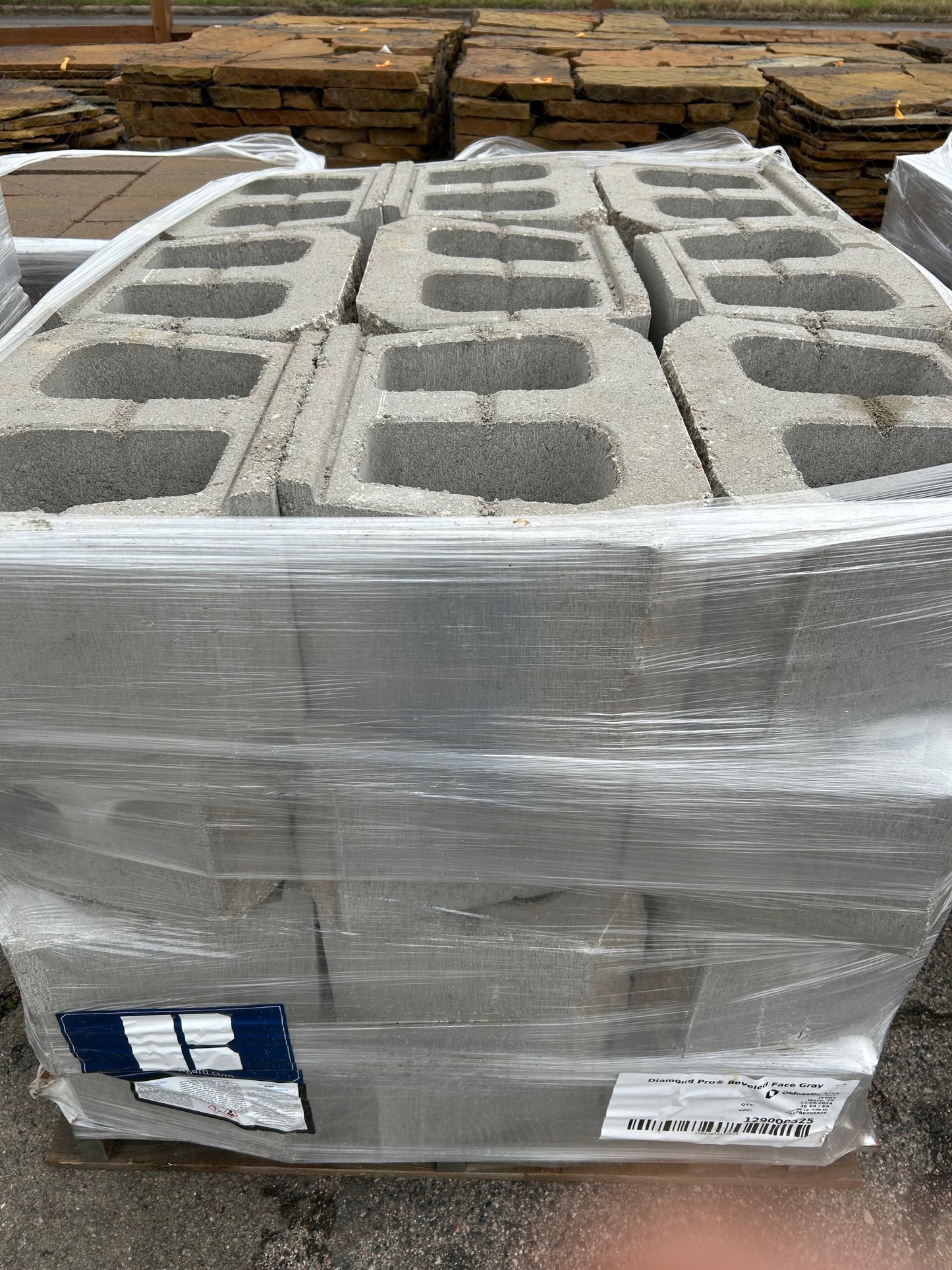 Walls Diamond Pro Block Gray Pallet