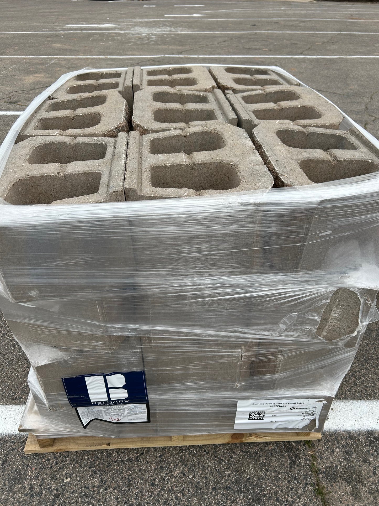 Walls Diamond Pro Block Fossil Beige Pallet