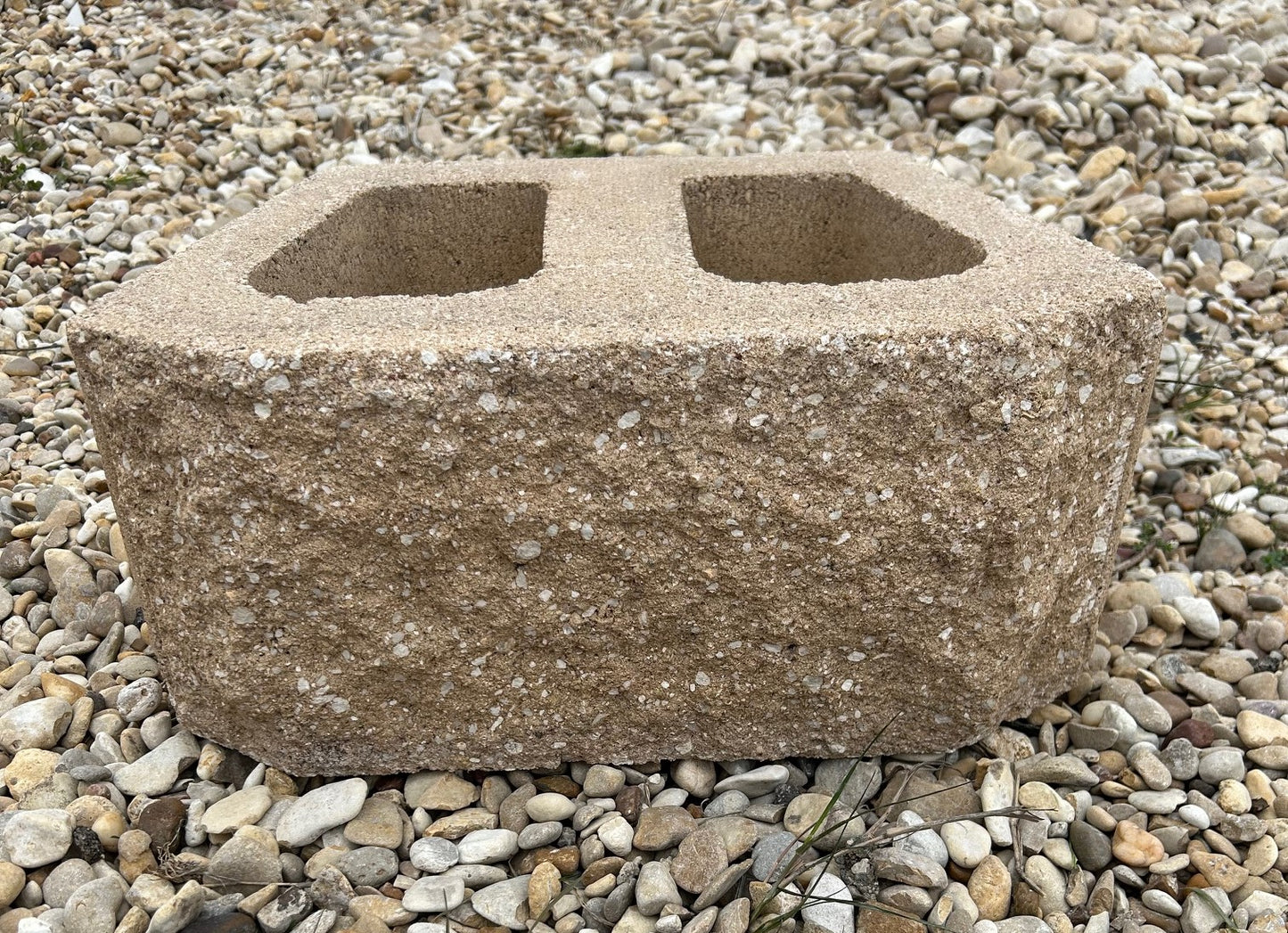 Diamond Pro Retaining Wall Block Tan Belgard