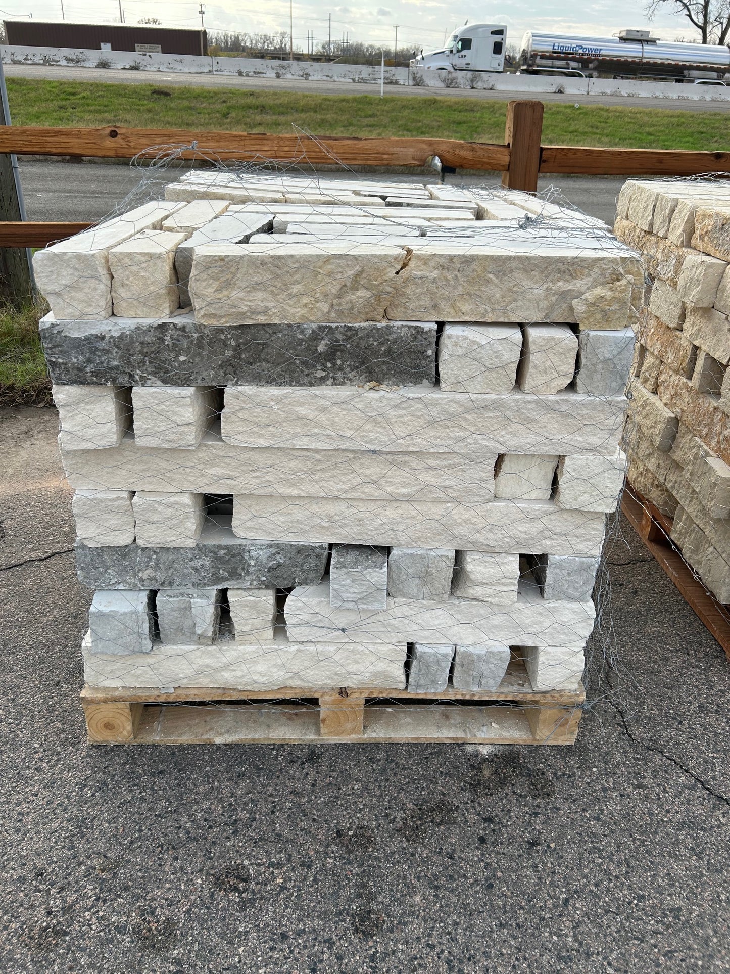 Limestone 4x4